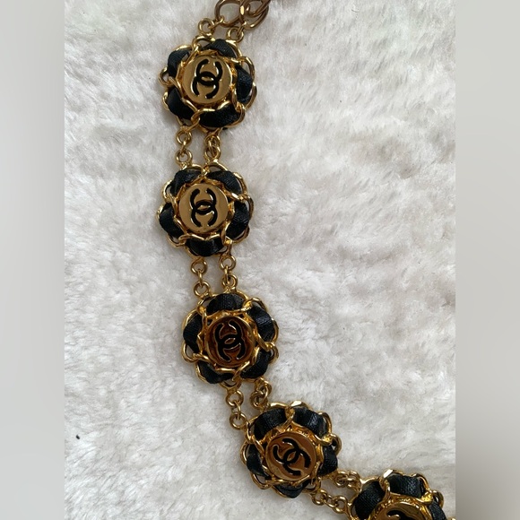 Chanel gold plated CC gold medallions with woven lamb leather chain belt - Picture 8 of 12